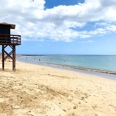 Playa Honda Red Apartment